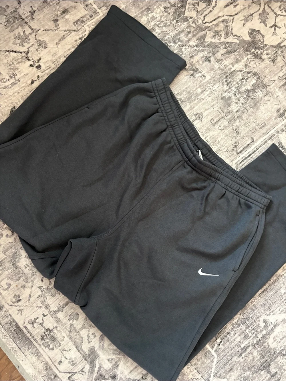 Nike Dark Gray Mens Jogger Sweatpants with White Swoosh